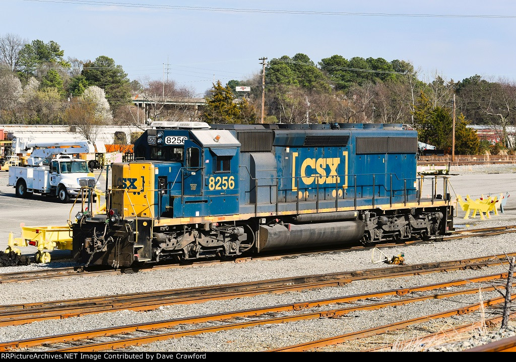 CSX 8256